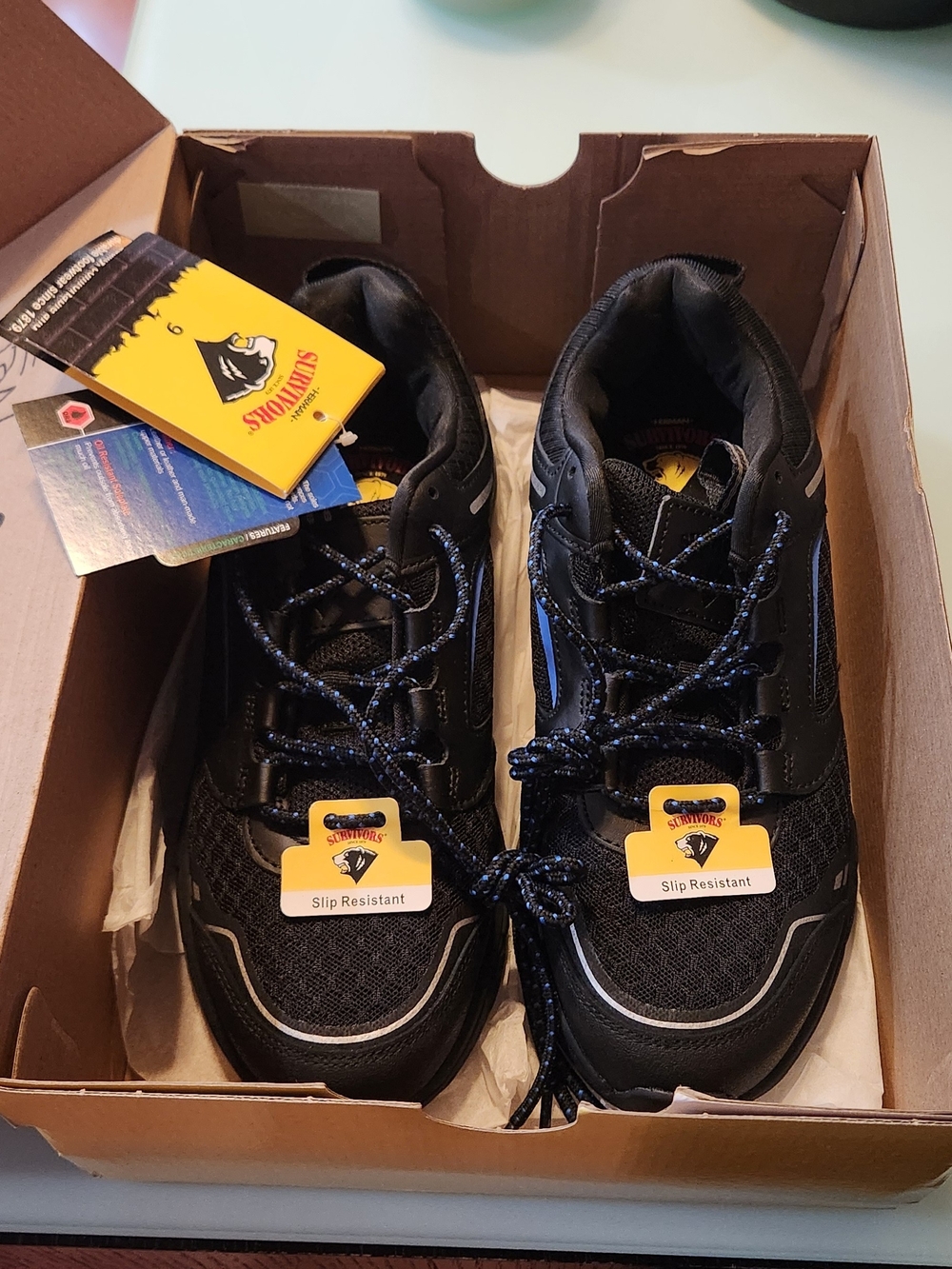 Slip-Resistant Women's Black Work Shoes 9.